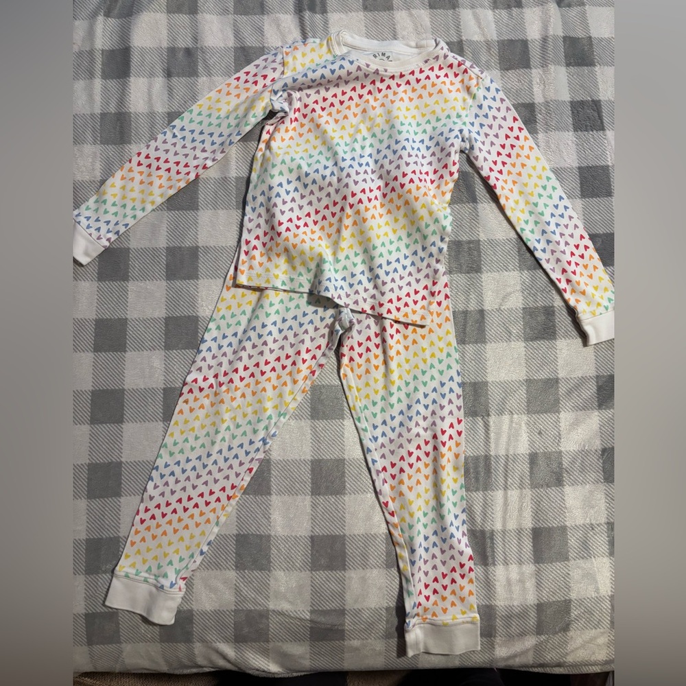 Primary Organic Kids Pajama Set with Multicolor Heart Print